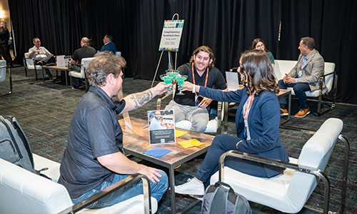 Exhibit hall lounge